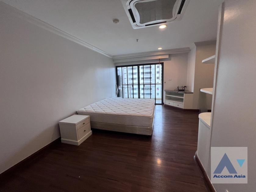 7  3 br Apartment for rent and sale in Sukhumvit ,Bangkok BTS Asok - MRT Sukhumvit at Perfect Apartment for Big Family, Prime Location Near Main Street AA35644
