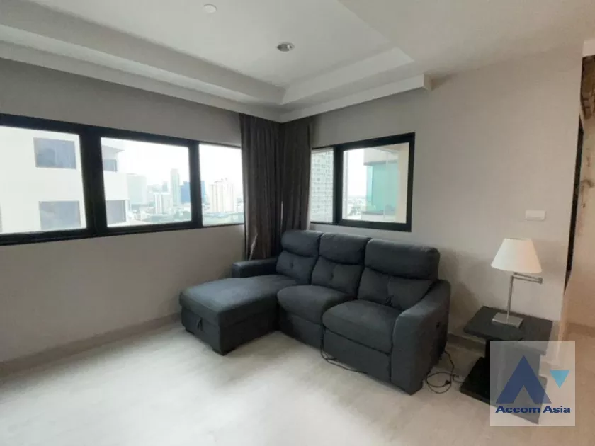  1  1 br Condominium For Sale in Sathorn ,Bangkok BTS Sala Daeng - MRT Lumphini at Sathorn Gardens AA35649