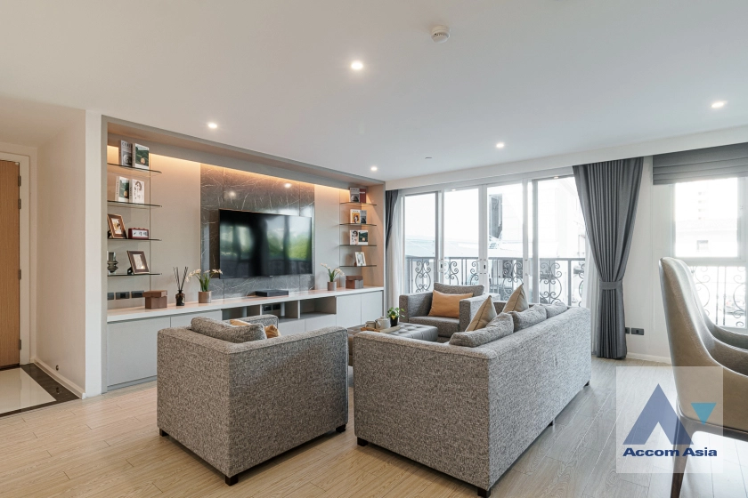  1  3 br Apartment for rent and sale in Sukhumvit ,Bangkok BTS Ekkamai at New Modern Classic Apartment, Near Main Street AA35651