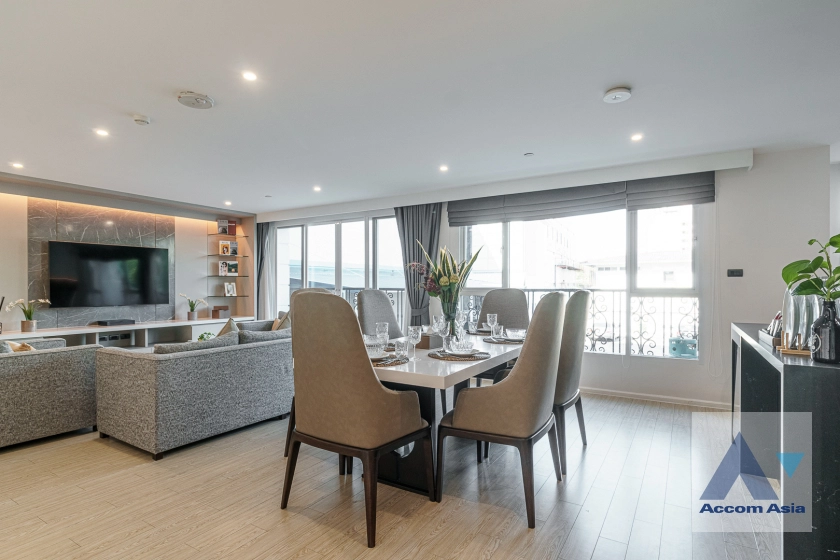 4  3 br Apartment for rent and sale in Sukhumvit ,Bangkok BTS Ekkamai at New Modern Classic Apartment, Near Main Street AA35651