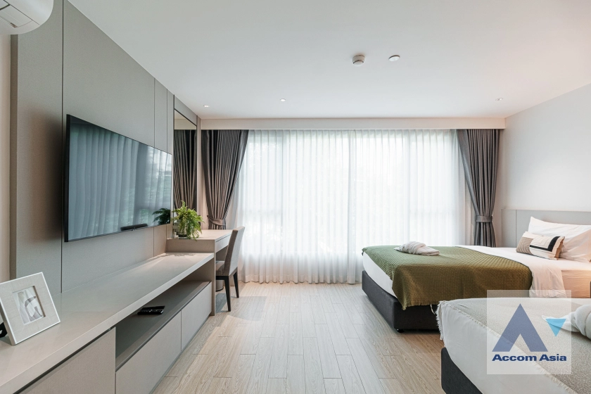 21  3 br Apartment for rent and sale in Sukhumvit ,Bangkok BTS Ekkamai at New Modern Classic Apartment, Near Main Street AA35651