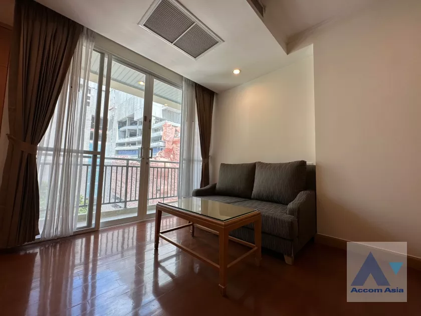 Pet friendly |  3 Bedrooms  Apartment For Rent in Sukhumvit, Bangkok  near BTS Phrom Phong (AA35654)