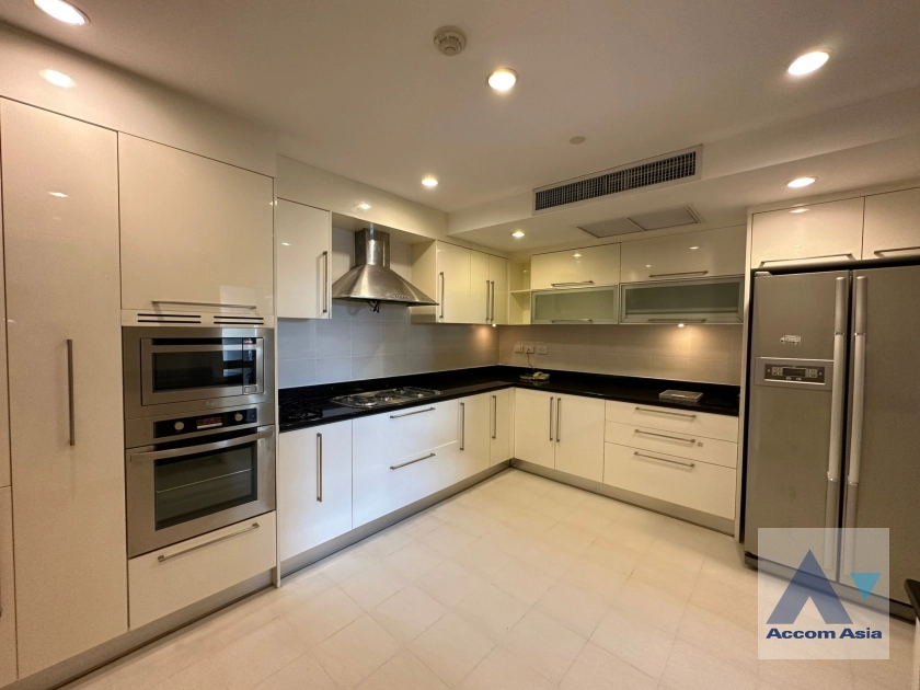 8  3 br Apartment for rent and sale in Sukhumvit ,Bangkok BTS Phrom Phong at Apartment with Top Facilities, Close to Emshere AA35654