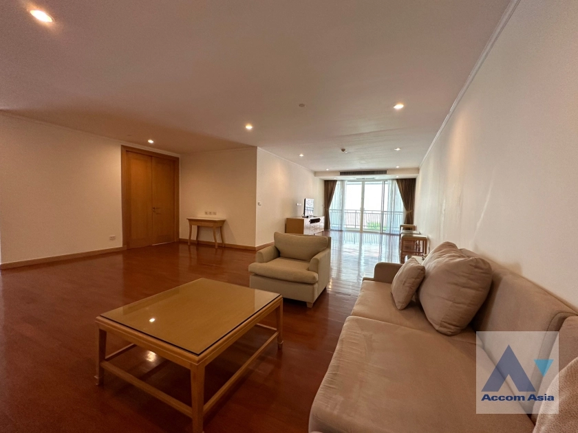 5  3 br Apartment for rent and sale in Sukhumvit ,Bangkok BTS Phrom Phong at Apartment with Top Facilities, Close to Emshere AA35654