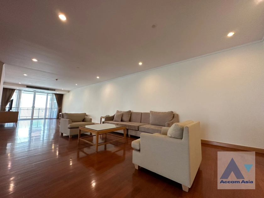  2  3 br Apartment for rent and sale in Sukhumvit ,Bangkok BTS Phrom Phong at Apartment with Top Facilities, Close to Emshere AA35654