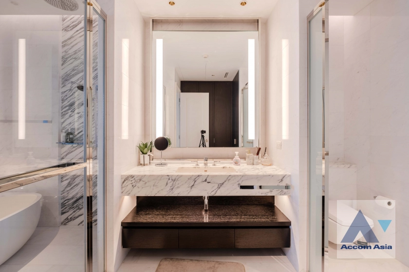 13  2 br Condominium for rent and sale in Sathorn ,Bangkok BTS Saphan Taksin at Four Seasons Private Residences AA35661