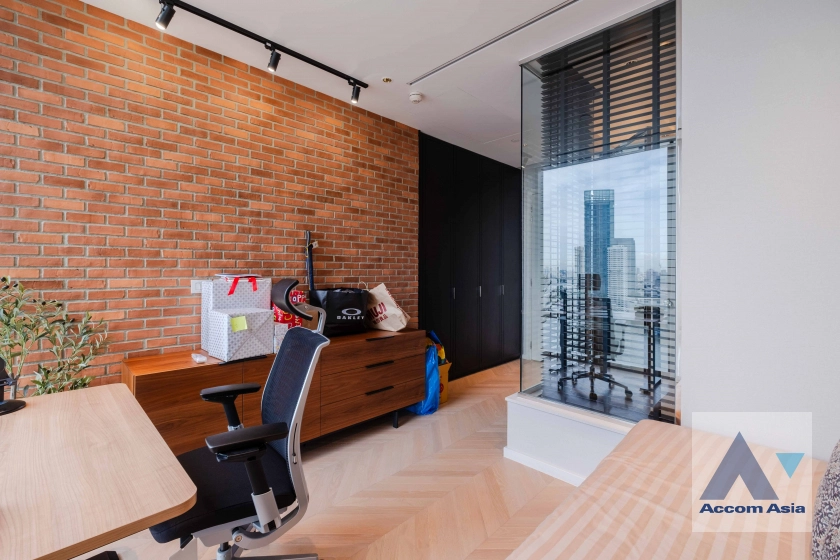 16  2 br Condominium for rent and sale in Sathorn ,Bangkok BTS Saphan Taksin at Four Seasons Private Residences AA35661