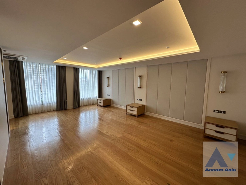 11  4 br Apartment For Rent in Sukhumvit ,Bangkok BTS Asok at Comfortable of Living Space AA35674