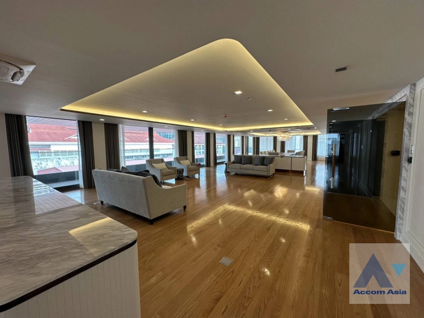 unitPenthouse |  4 Bedrooms  Apartment For Rent in Sukhumvit, Bangkok  near BTS Asok (AA35674)