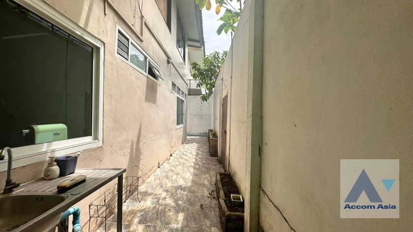 36  House For Sale in Sukhumvit ,Bangkok BTS Thong Lo AA35680