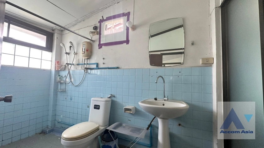 34  House For Sale in Sukhumvit ,Bangkok BTS Thong Lo AA35680