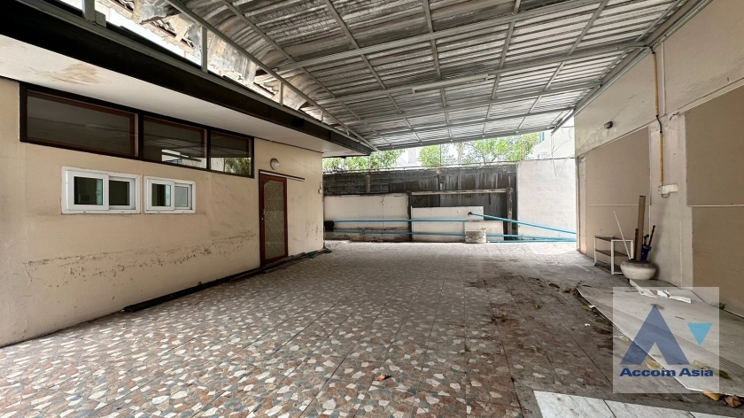 38  House For Sale in Sukhumvit ,Bangkok BTS Thong Lo AA35680