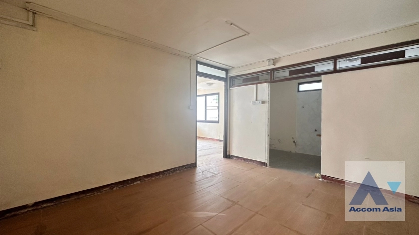 19  House For Sale in Sukhumvit ,Bangkok BTS Thong Lo AA35680