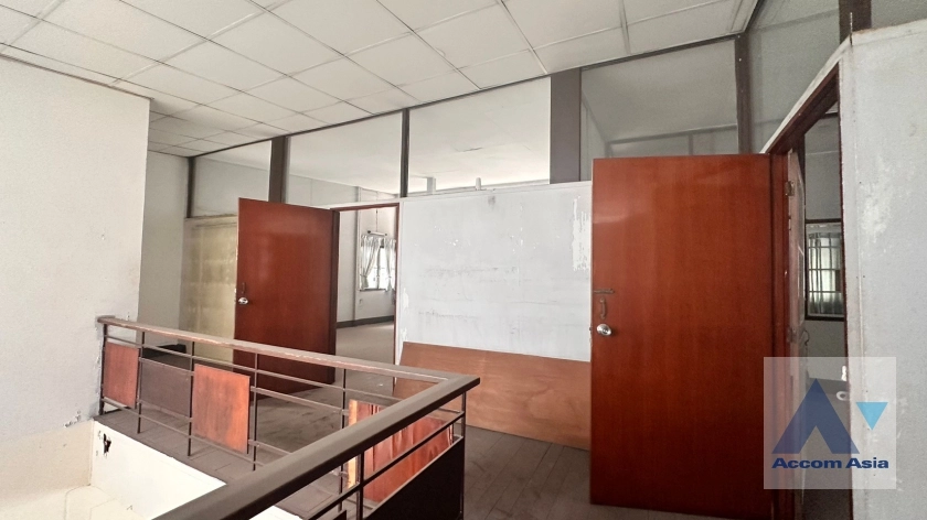 20  House For Sale in Sukhumvit ,Bangkok BTS Thong Lo AA35680