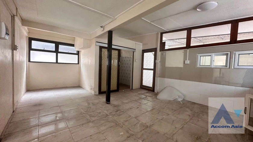 31  House For Sale in Sukhumvit ,Bangkok BTS Thong Lo AA35680