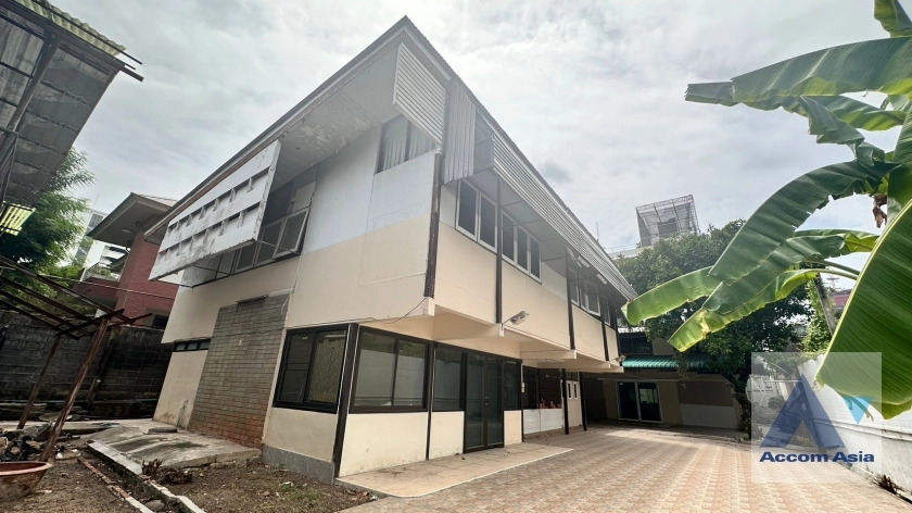 47  House For Sale in Sukhumvit ,Bangkok BTS Thong Lo AA35680