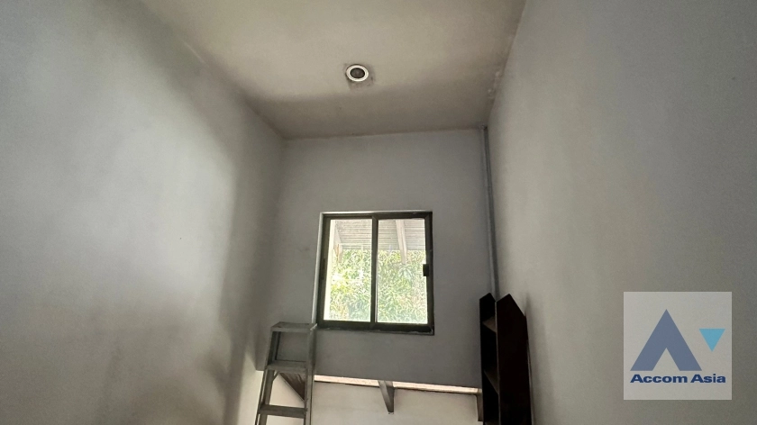 10  4 br House For Sale in Sukhumvit ,Bangkok BTS Thong Lo AA35684