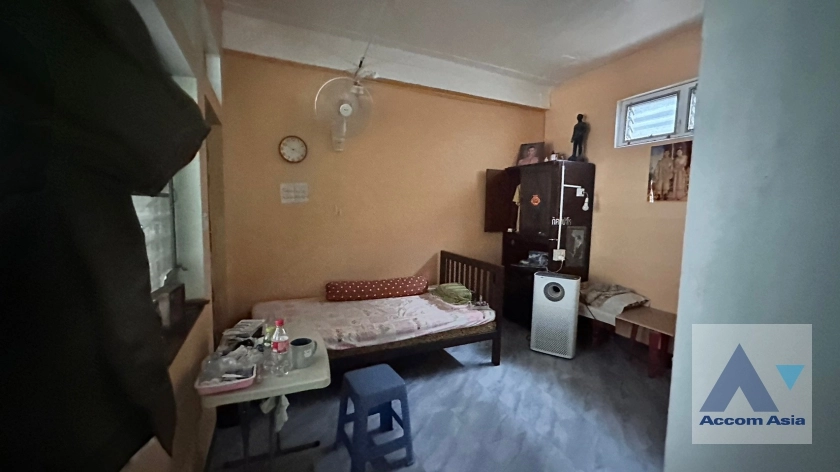 7  4 br House For Sale in Sukhumvit ,Bangkok BTS Thong Lo AA35684