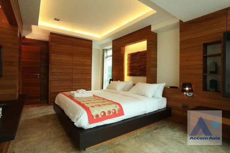  2  2 br Apartment For Rent in Phaholyothin ,Bangkok BTS Ari at Hip Retro Style Decor AA35696