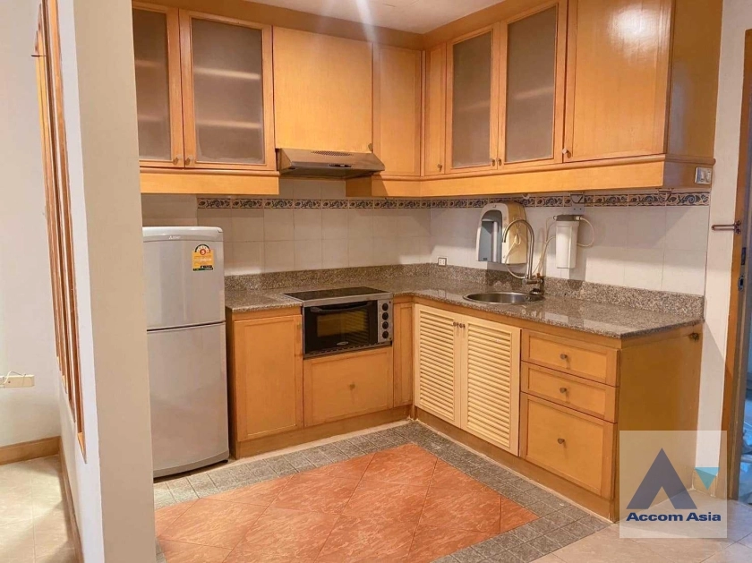  1  1 br Condominium For Rent in Ploenchit ,Bangkok BTS Ratchadamri at Royal Place II AA35711