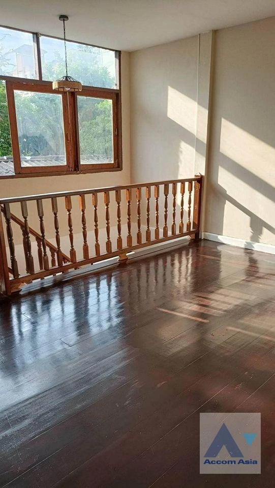 10  2 br House for rent and sale in New Phetchaburi ,Bangkok  AA35715