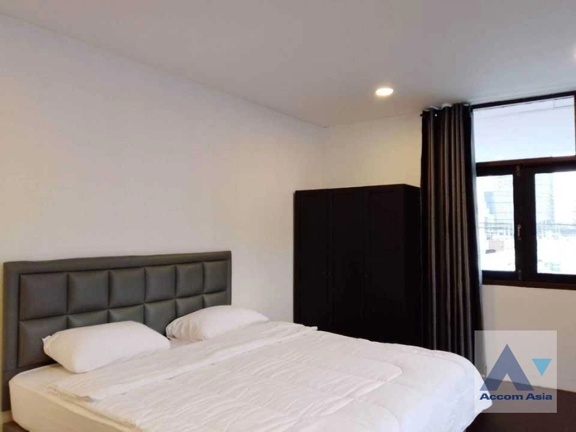 12  2 br House for rent and sale in New Phetchaburi ,Bangkok  AA35715