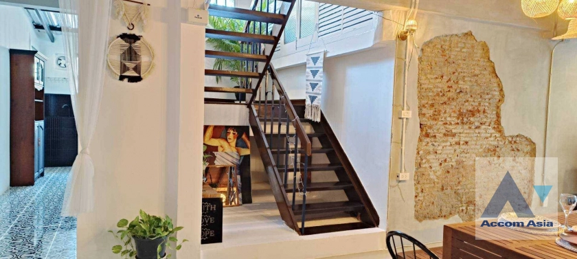 7  2 br House for rent and sale in New Phetchaburi ,Bangkok  AA35715