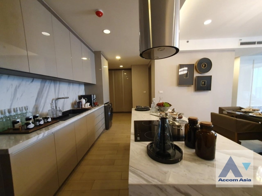 14  3 br Condominium For Sale in Sukhumvit ,Bangkok MRT Queen Sirikit National Convention Center at Siamese Exclusive Queens AA35717