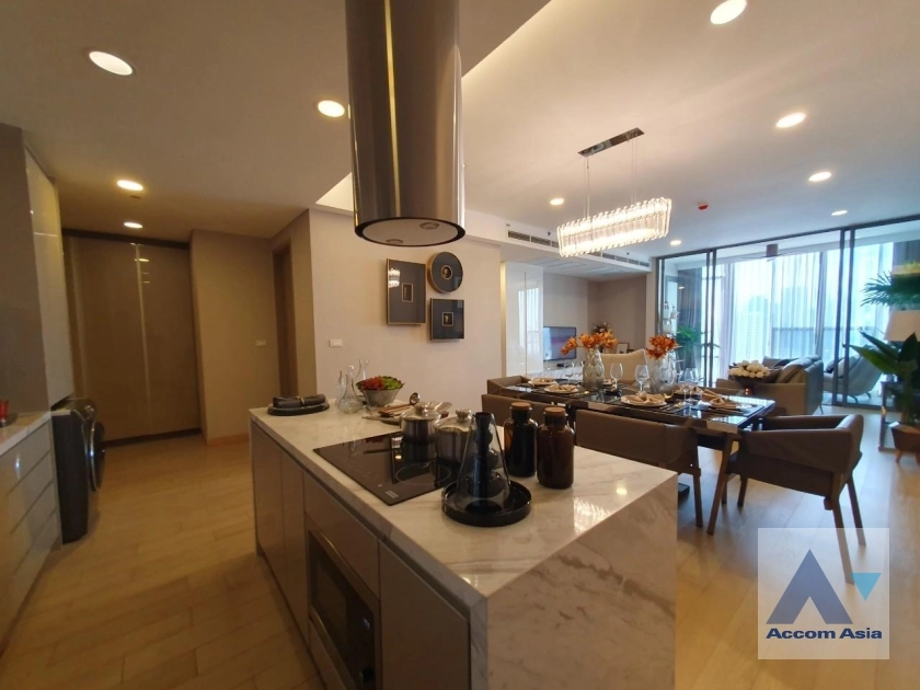 15  3 br Condominium For Sale in Sukhumvit ,Bangkok MRT Queen Sirikit National Convention Center at Siamese Exclusive Queens AA35717