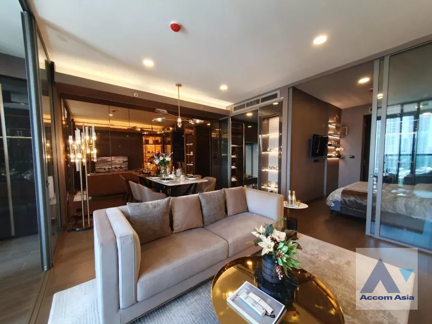 5  1 br Condominium For Sale in Sukhumvit ,Bangkok MRT Queen Sirikit National Convention Center at Siamese Exclusive Queens AA35718