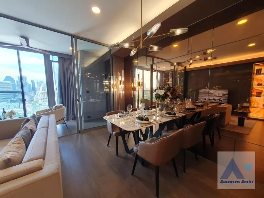 12  1 br Condominium For Sale in Sukhumvit ,Bangkok MRT Queen Sirikit National Convention Center at Siamese Exclusive Queens AA35718