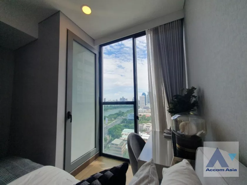 24  2 br Condominium For Sale in Sukhumvit ,Bangkok MRT Queen Sirikit National Convention Center at Siamese Exclusive Queens AA35720