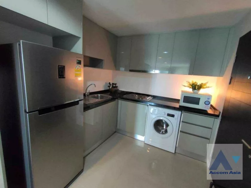 Fully Furnished |  2 Bedrooms  Condominium For Rent & Sale in Ratchadapisek, Bangkok  near MRT Rama 9 (AA35722)