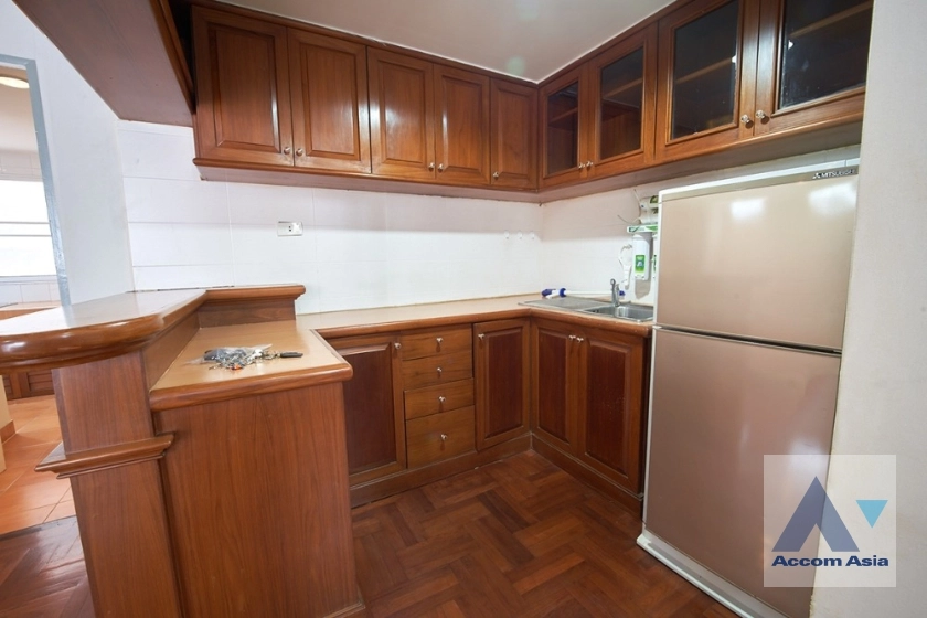 5  3 br House For Rent in Sathorn ,Bangkok BRT Thanon Chan AA35724