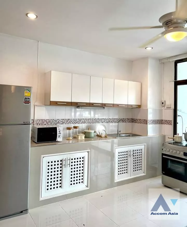 5  3 br Apartment For Rent in Sukhumvit ,Bangkok MRT Phetchaburi at Classic Residence AA35737