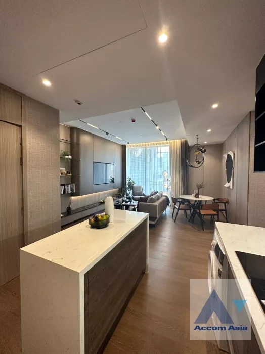  1  2 br Condominium For Sale in Ploenchit ,Bangkok BTS Ploenchit at MUNIQ Langsuan AA35740