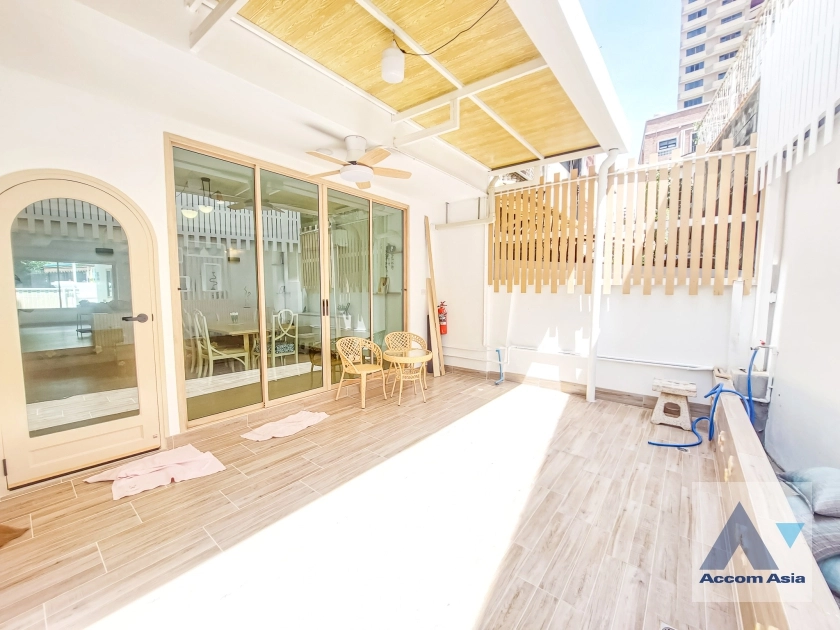 15  4 br House for rent and sale in Sukhumvit ,Bangkok BTS Thong Lo AA35744