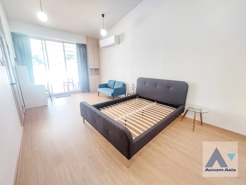 47  4 br House for rent and sale in Sukhumvit ,Bangkok BTS Thong Lo AA35744