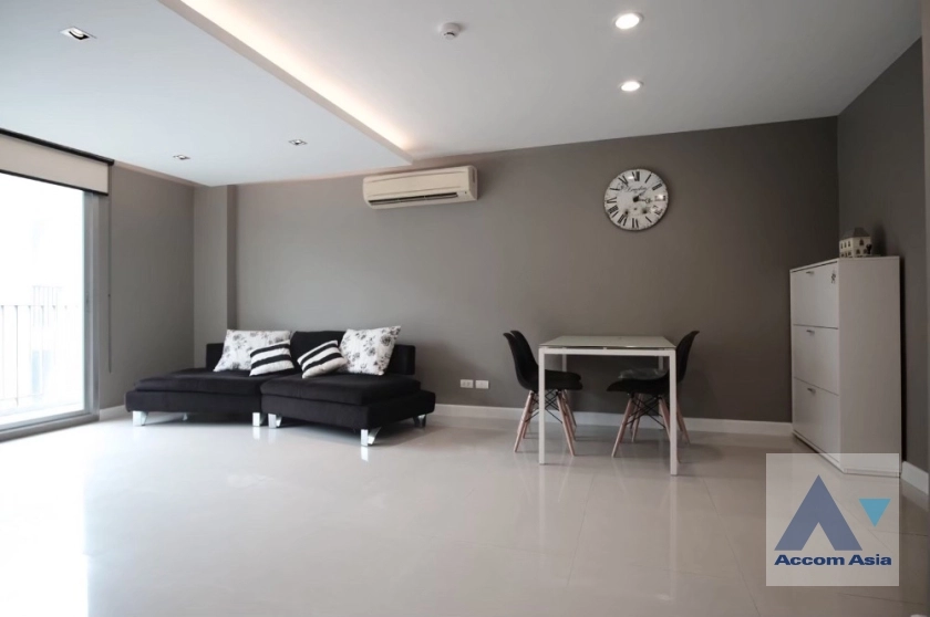  The Clover Condominium  2 Bedroom for Sale & Rent BTS Thong Lo in Sukhumvit Bangkok
