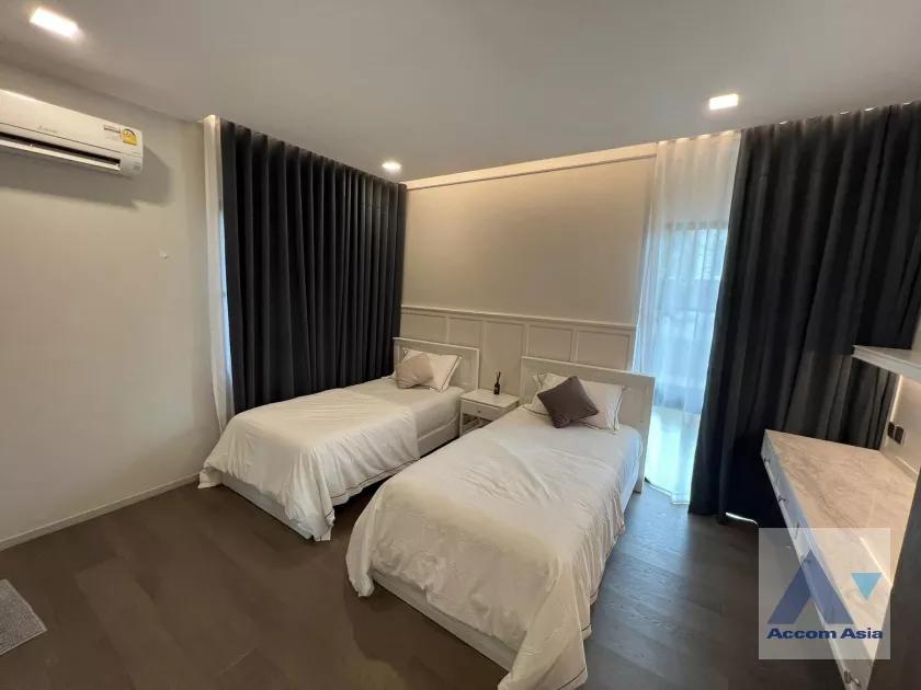 14  4 br House for rent and sale in Latkrabang ,Bangkok ARL Ban Thap Chang at Nantawan Rama 9-Srinakarin AA35751