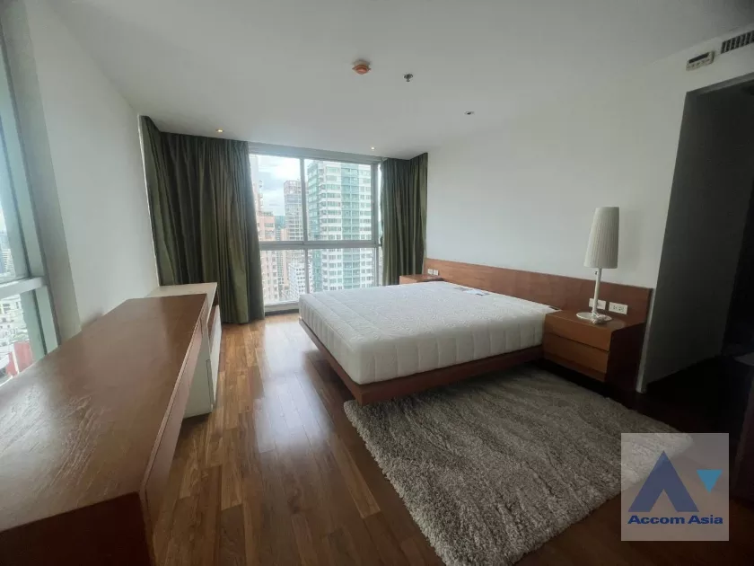 6  2 br Condominium For Rent in Ploenchit ,Bangkok BTS Ratchadamri at The Rajdamri AA35757