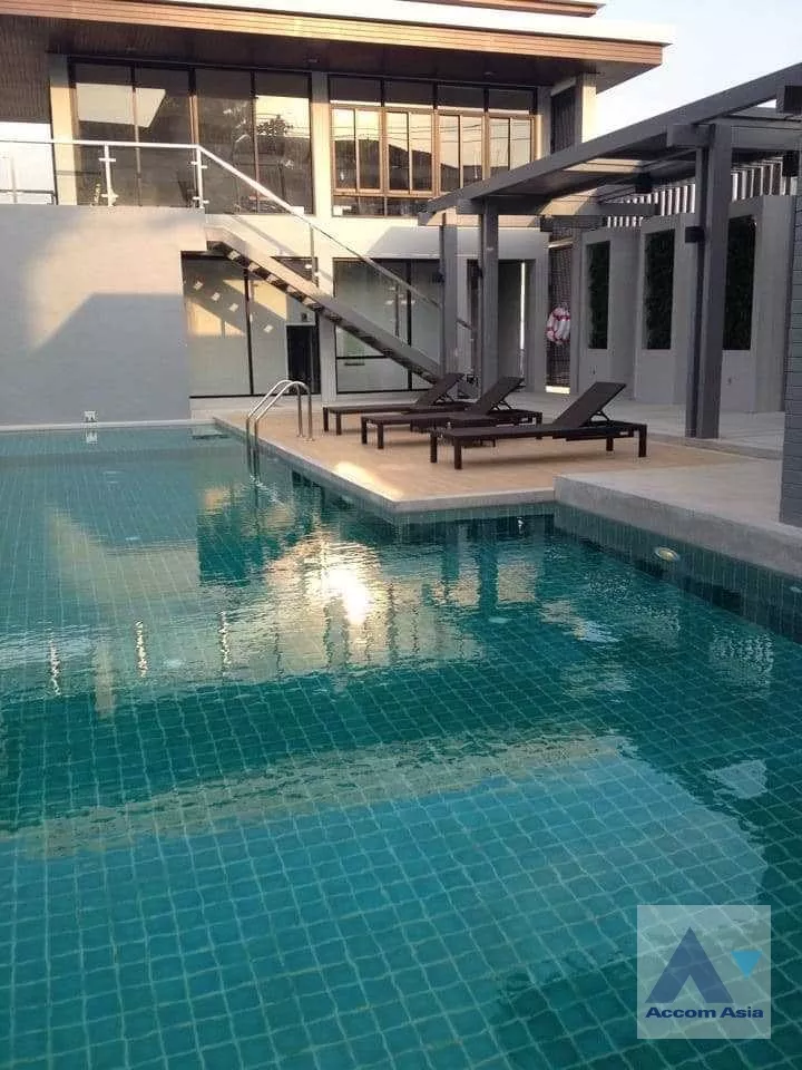 8  3 br House For Sale in Pattanakarn ,Bangkok  at Stories Onnut Wongwaen AA35783