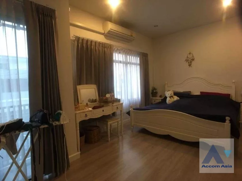 4  3 br House For Sale in Pattanakarn ,Bangkok  at Stories Onnut Wongwaen AA35783