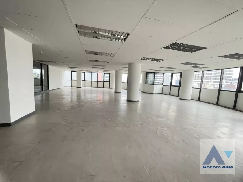  1  Condominium For Rent in Sukhumvit ,Bangkok BTS Ekkamai at Modern Town AA35789