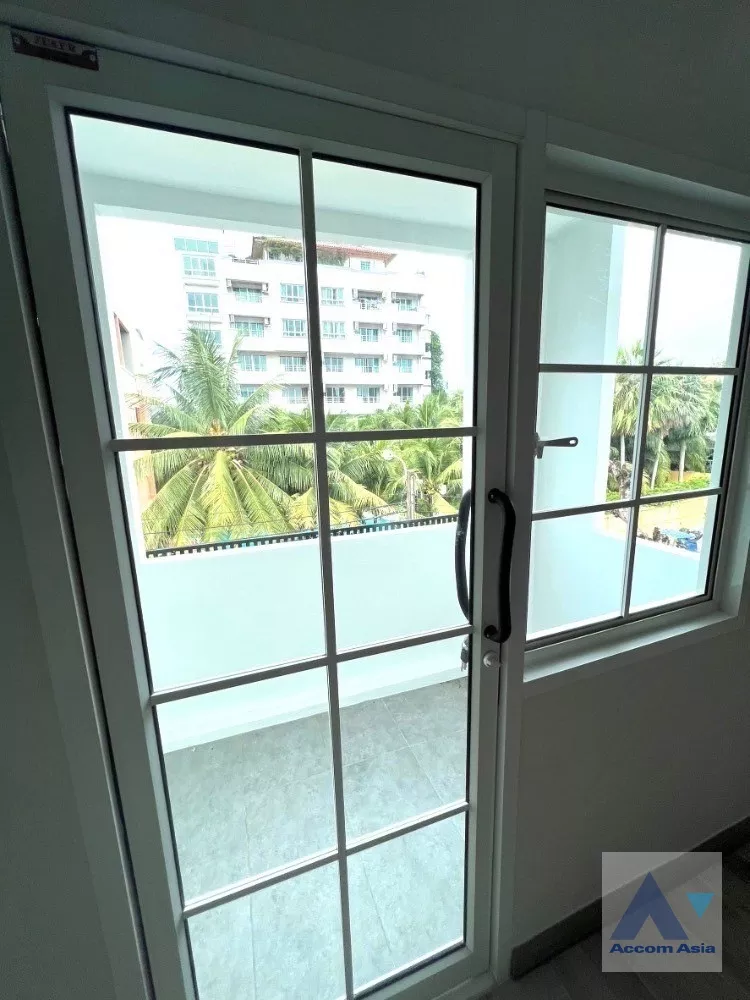 6  5 br House for rent and sale in Sukhumvit ,Bangkok BTS Phra khanong AA35823