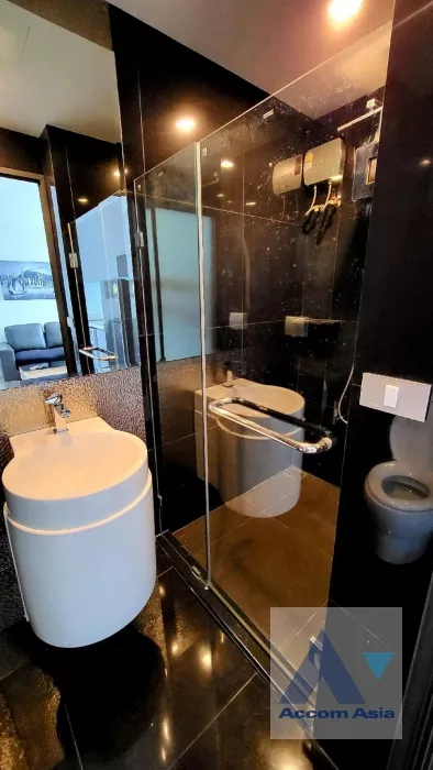 5  1 br Condominium For Sale in Sukhumvit ,Bangkok BTS Thong Lo at Rhythm Sukhumvit 36-38 AA35827