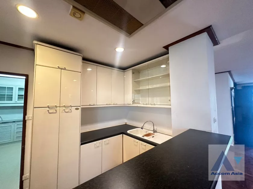 15  4 br Condominium For Rent in Dusit ,Bangkok BTS Ari at The Regency Condominium AA35828