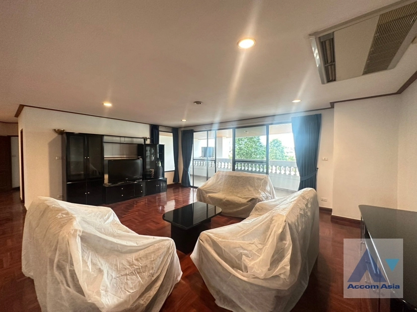 4  4 br Condominium for rent and sale in Phaholyothin ,Bangkok BTS Ari at The Regency   AA35828