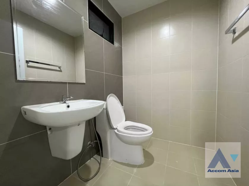 16  3 br Townhouse For Rent in Ratchadaphisek ,Bangkok MRT Sutthisan at The Connect UP 3 AA35835