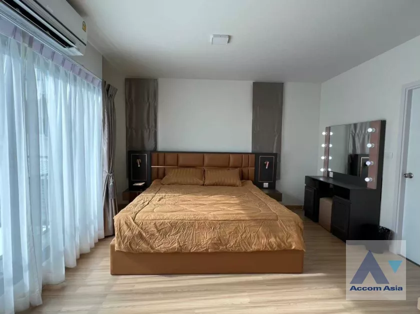 10  3 br Townhouse For Rent in Ratchadaphisek ,Bangkok MRT Sutthisan at The Connect UP 3 AA35835
